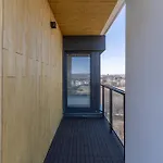 Kwiatkowskiego Modern By Bookinghost *