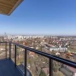 Apartman Kwiatkowskiego Modern By Bookinghost