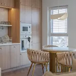 Kwiatkowskiego Modern By Bookinghost Apartman