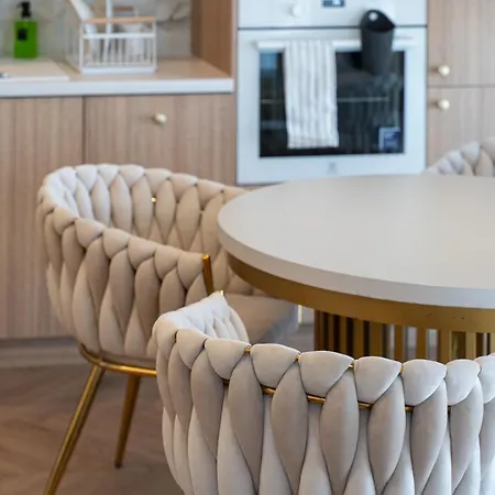 Kwiatkowskiego Modern By Bookinghost Apartmán