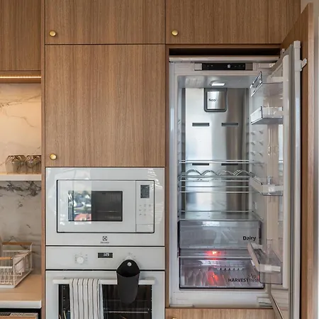 Apartment Kwiatkowskiego Modern By Bookinghost