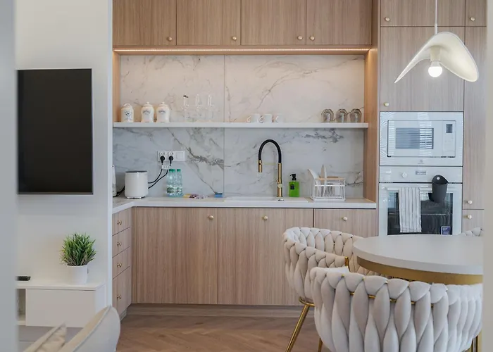 Kwiatkowskiego Modern By Bookinghost * Rzeszów